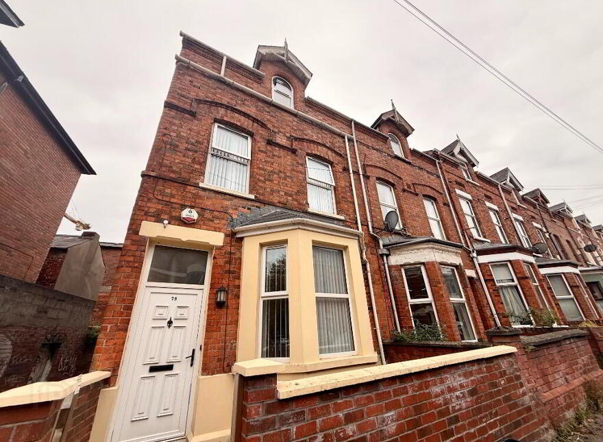 75 Fitzwilliam Street, Belfast, BT9 6AX