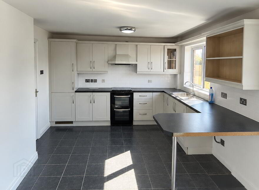30 Carrigart Manor, Tyllygally, BT65 5ET
