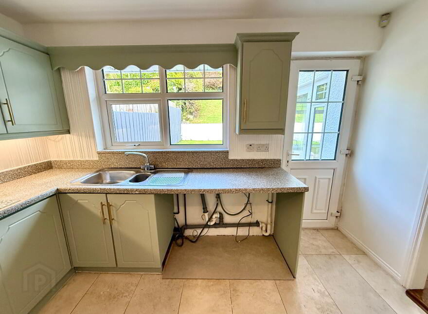 117 Hatmore Park, Derry, BT48 0QR