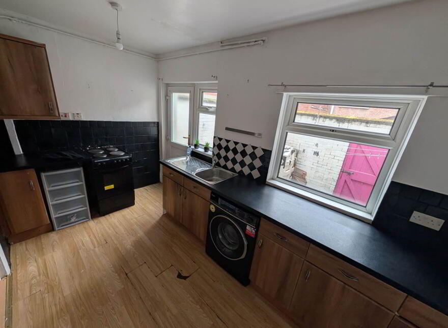 51 Stratford Gardens, Belfast, BT14 7NR