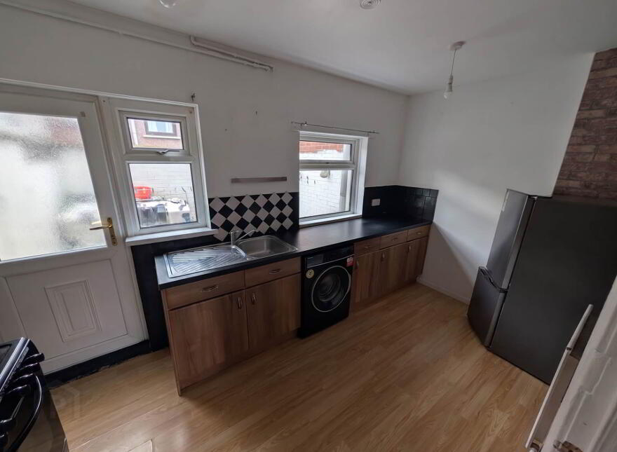 51 Stratford Gardens, Belfast, BT14 7NR