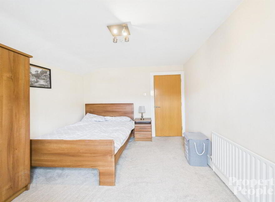APT 3, 16 Glandore Avenue, Belfast, BT15 3FB
