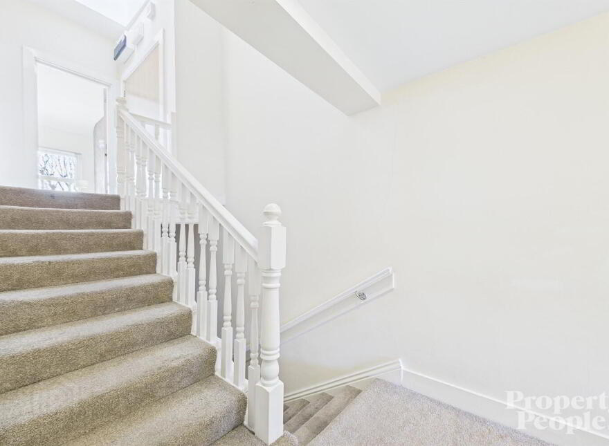 APT 3, 16 Glandore Avenue, Belfast, BT15 3FB