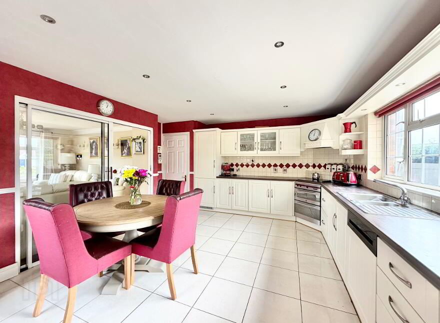 26 Lissan View, Dublin Road, Omagh, BT78 1TR