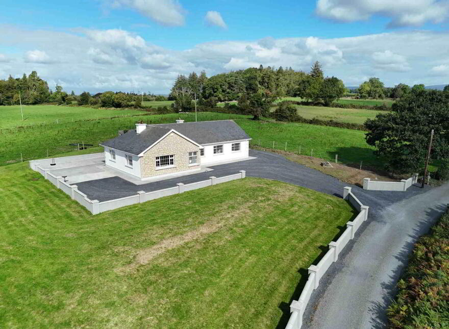 Hillview House, Cullaun, Knock, Roscrea, E53DX99