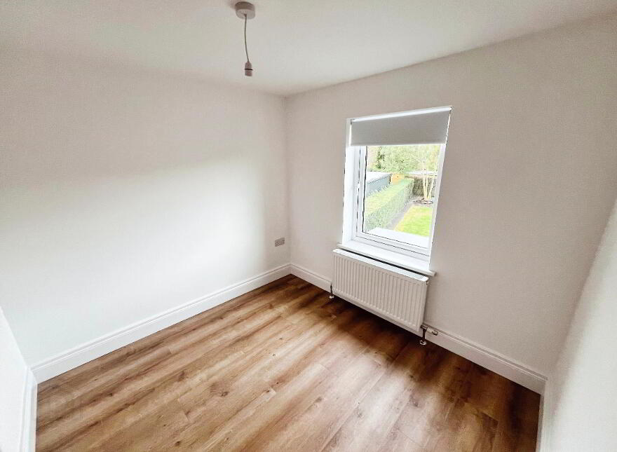102 Hillsborough Road, Lisburn, BT28 1JU