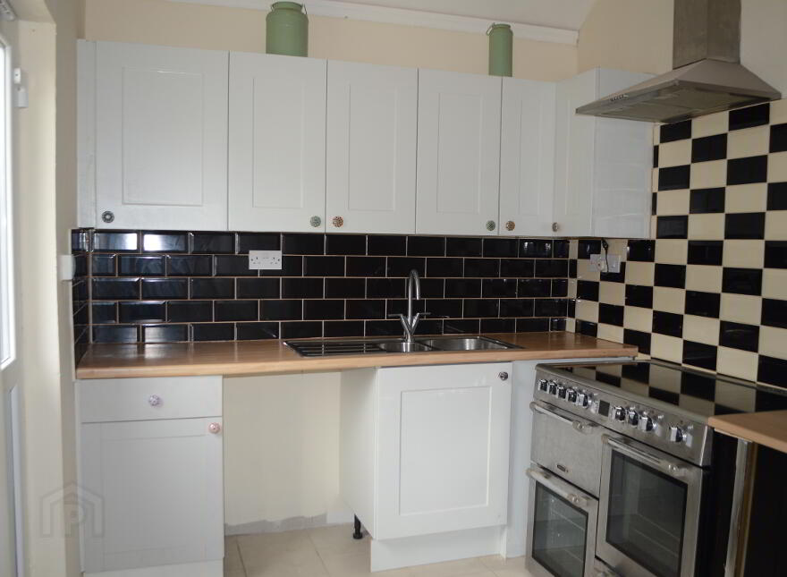 Markethill Road, Portadown, BT62 3SN