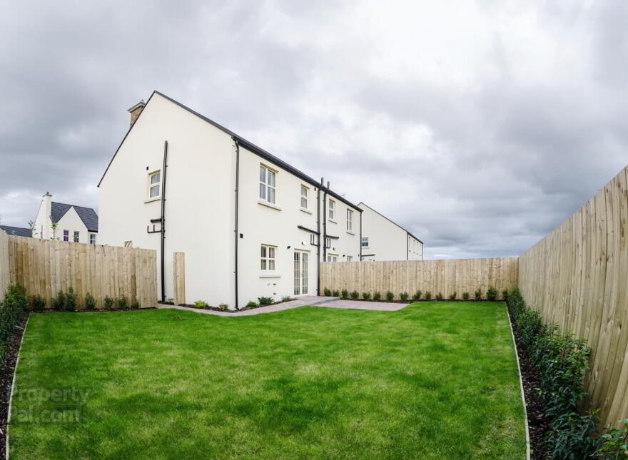 Oak Country Manor, Londonderry, BT47 6HG