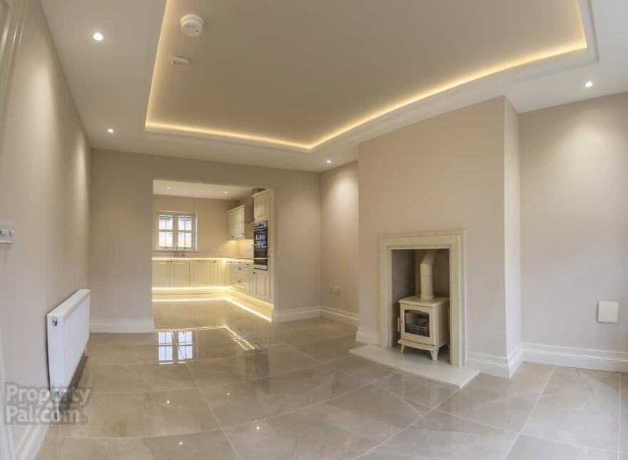 Oak Country Manor, Londonderry, BT47 6HG