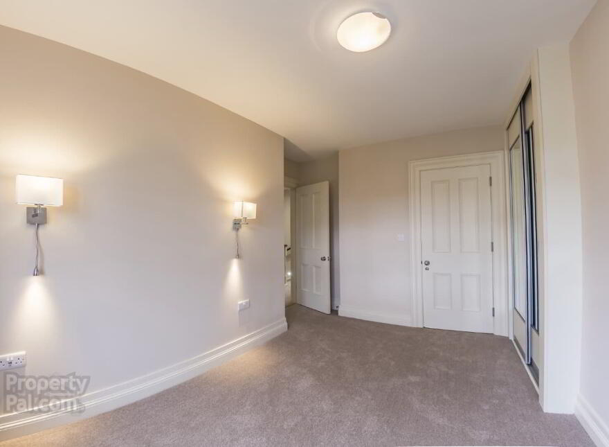 Oak Country Manor, Londonderry, BT47 6HG