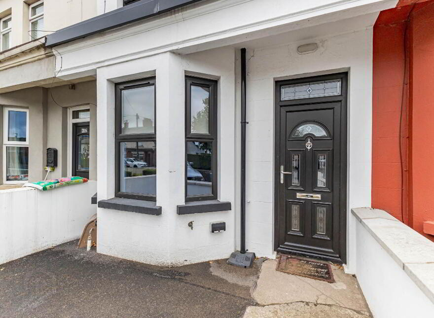 34 Hillsborough Old Road, Lisburn, BT27 5EW