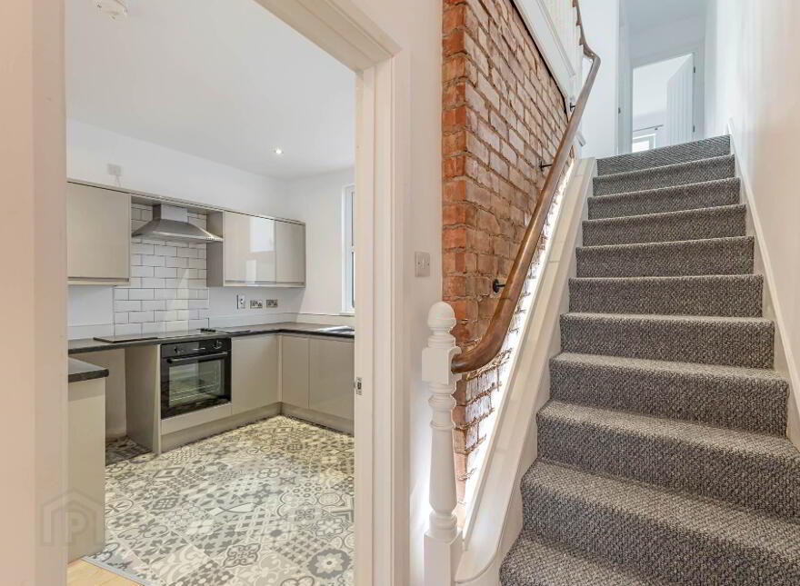 34 Hillsborough Old Road, Lisburn, BT27 5EW