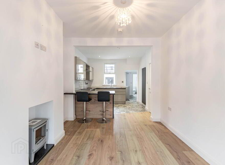 34 Hillsborough Old Road, Lisburn, BT27 5EW