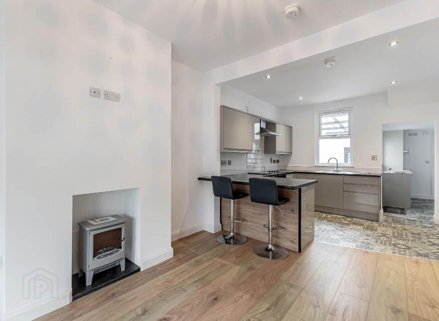 34 Hillsborough Old Road, Lisburn, BT27 5EW