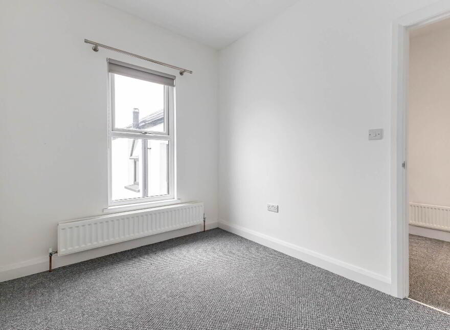 34 Hillsborough Old Road, Lisburn, BT27 5EW