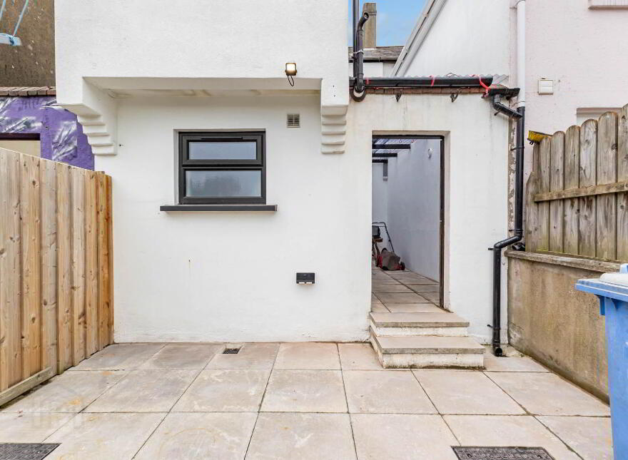 34 Hillsborough Old Road, Lisburn, BT27 5EW