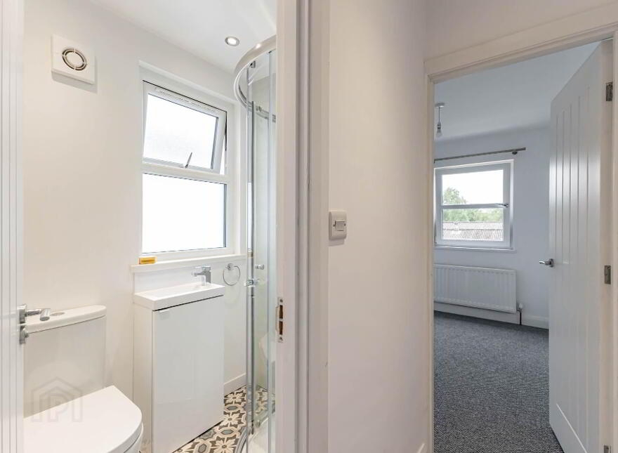 34 Hillsborough Old Road, Lisburn, BT27 5EW