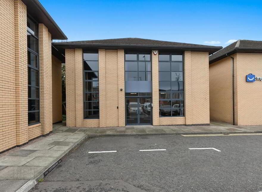 83 Sydenham Road, Belfast, BT3 9DJ
