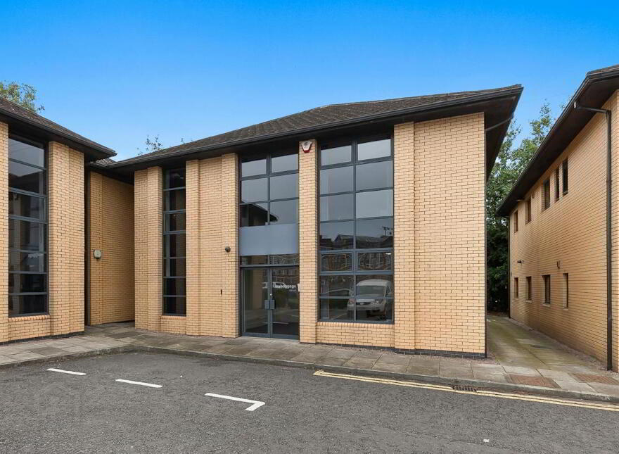 83 Sydenham Road, Belfast, BT3 9DJ