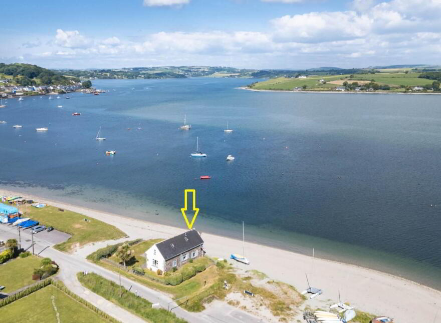 The Boathouse, Woodpoint, Courtmacsherry, P72VA44