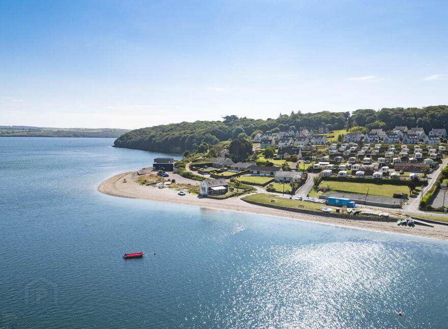 The Boathouse, Woodpoint, Courtmacsherry, P72VA44