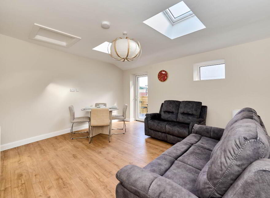 Apartment 1 The Railings Old Cornmarket, Navan, C15A8PV