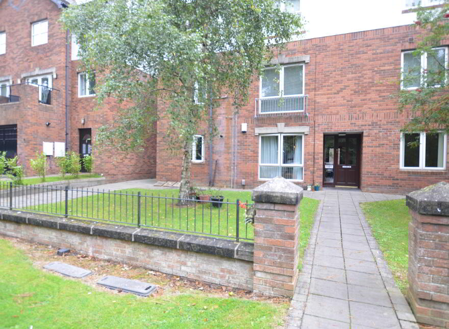 Apt 1 1 St Annes Lane, Blacks Road, Belfast, BT10 0PP