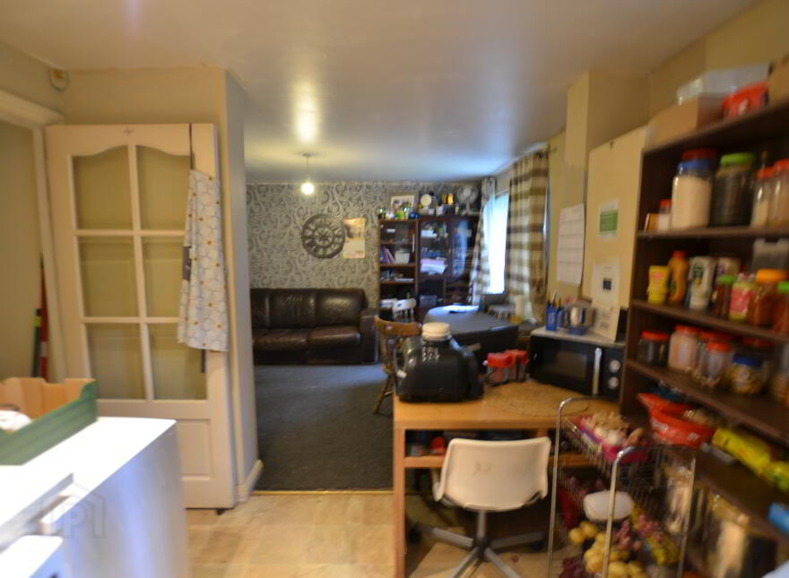 Apt 1 1 St Annes Lane, Blacks Road, Belfast, BT10 0PP