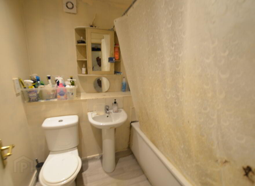 Apt 1 1 St Annes Lane, Blacks Road, Belfast, BT10 0PP