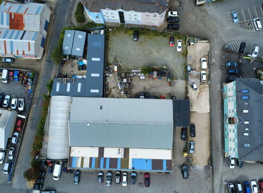 Larkin's Retail Park, Pearse Road, Letterkenny, F92FK11