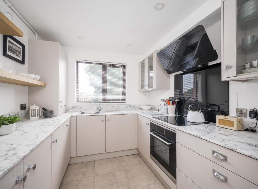 Flat 6 Rosetta Court, 366-368 Ormeau Road, Belfast, BT7 3HW