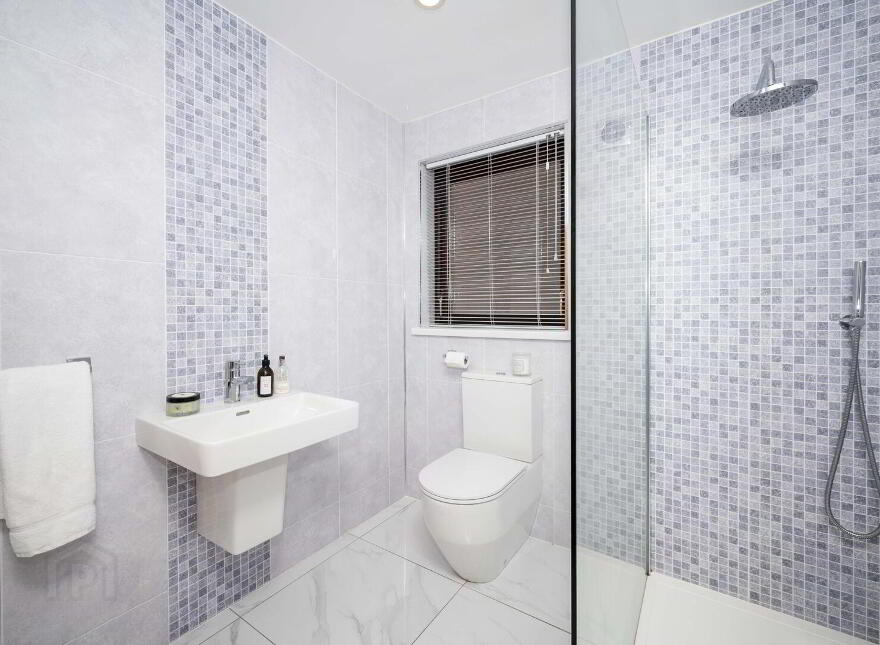 Flat 6 Rosetta Court, 366-368 Ormeau Road, Belfast, BT7 3HW
