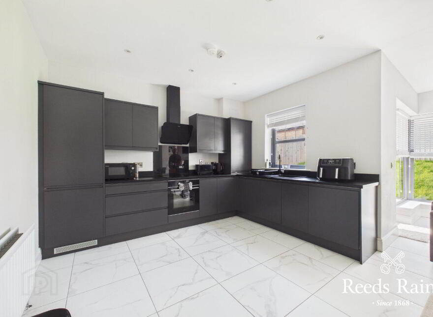 19 Barton Park Gardens, Greenisland, Carrickfergus, BT38 8GD