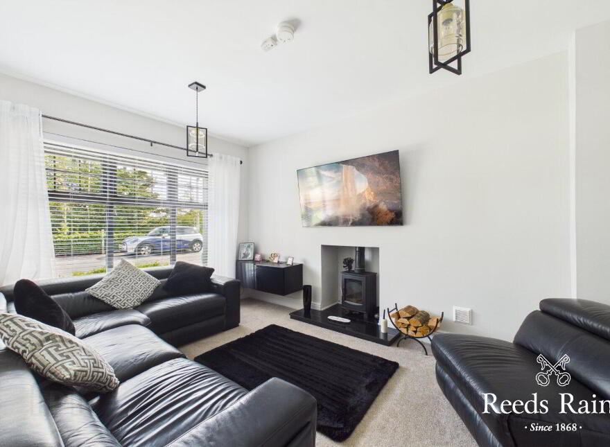 19 Barton Park Gardens, Greenisland, Carrickfergus, BT38 8GD
