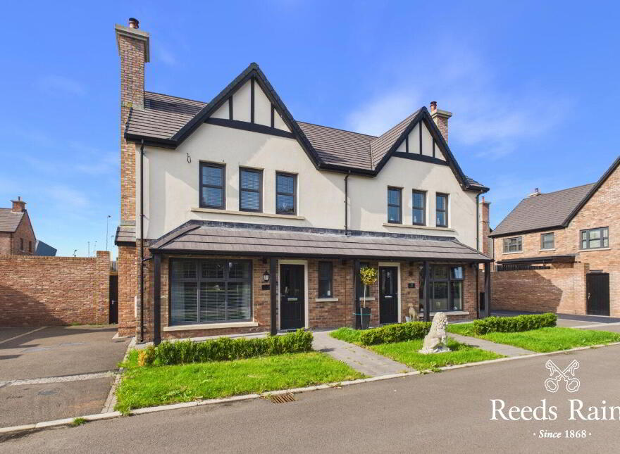 19 Barton Park Gardens, Greenisland, Carrickfergus, BT38 8GD