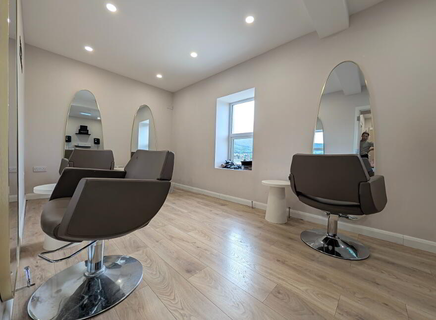A, 97 Main Street, Newcastle, BT33 0AE