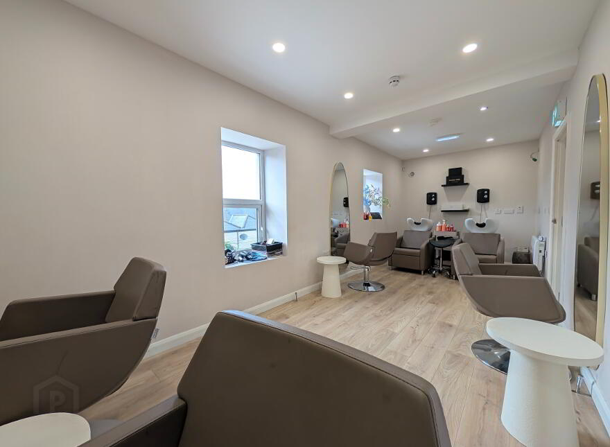 A, 97 Main Street, Newcastle, BT33 0AE