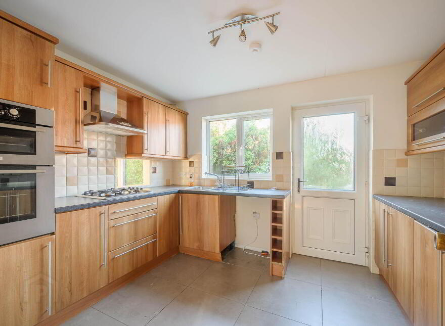 7 Stratford Gardens, Bangor, BT19 6ZH
