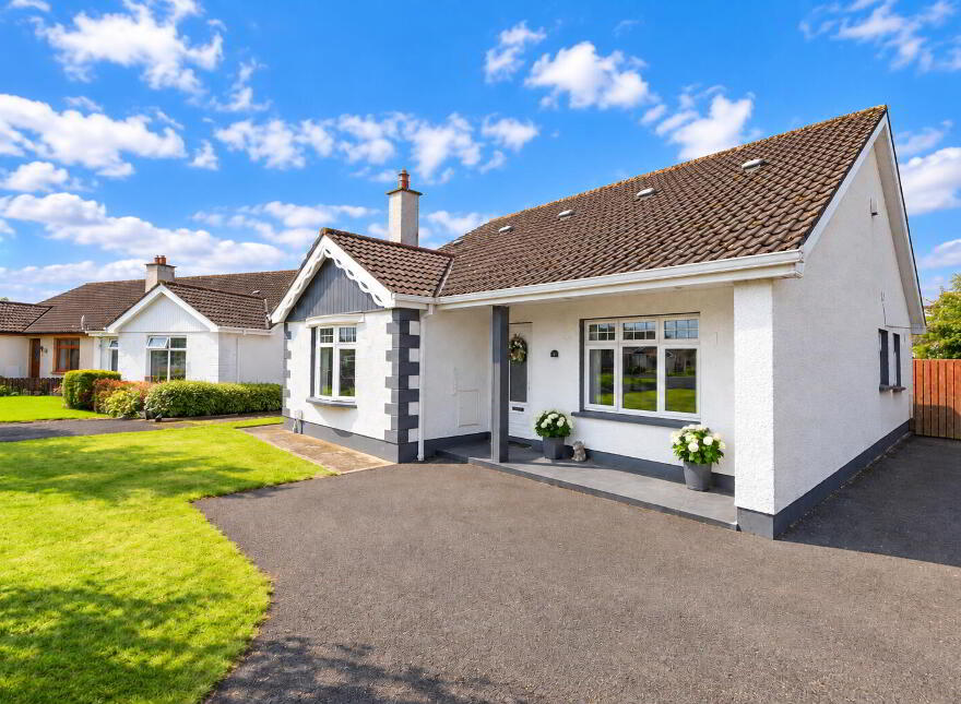 7 Rose Gardens, Limavady, BT49 0TW