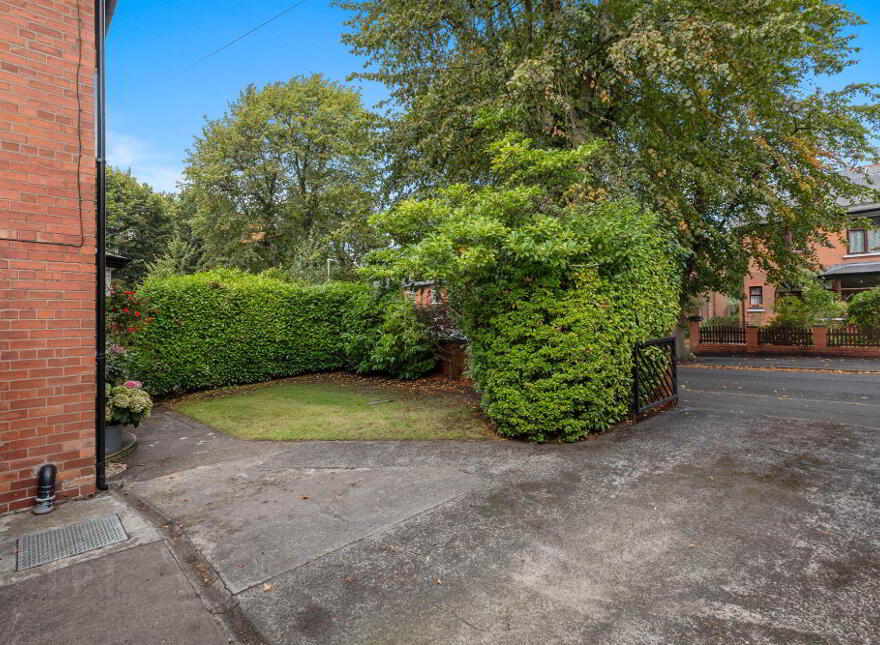 31 Martinez Avenue, Ballyhackamore, Belfast, BT5 5LY