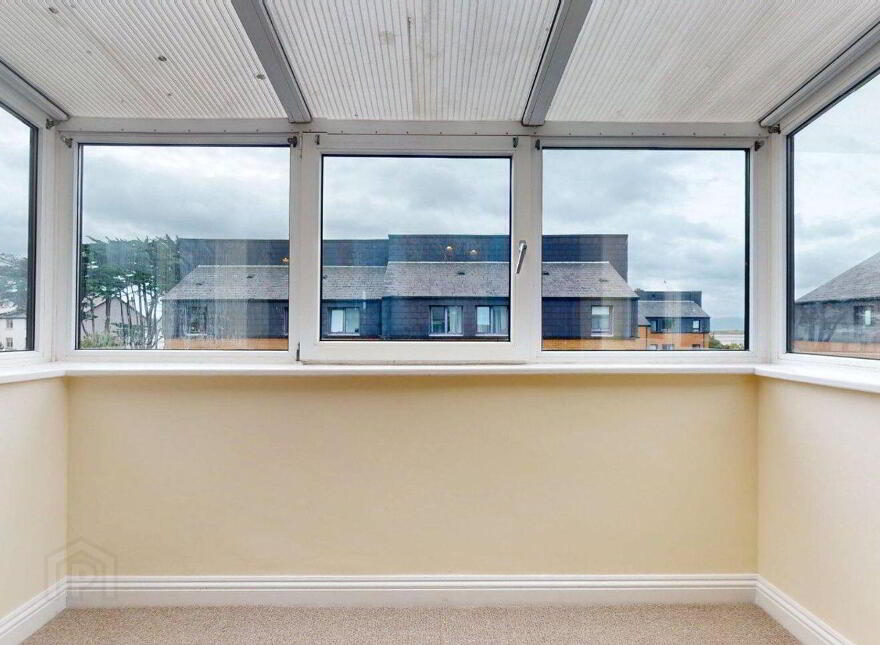 Apt 30, Radcliffe, Sutton, Sutton, D13KC59