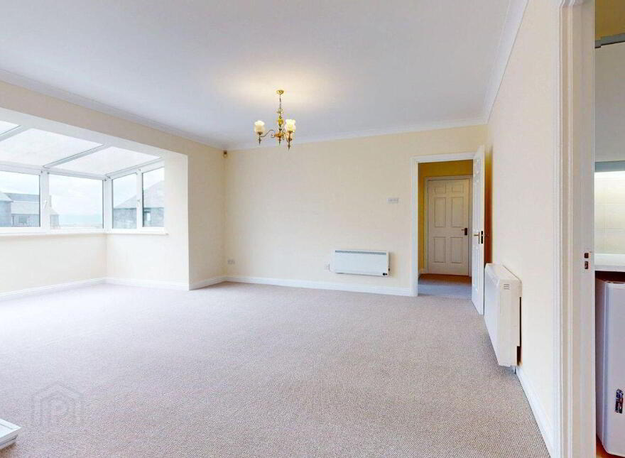 Apt 30, Radcliffe, Sutton, Sutton, D13KC59