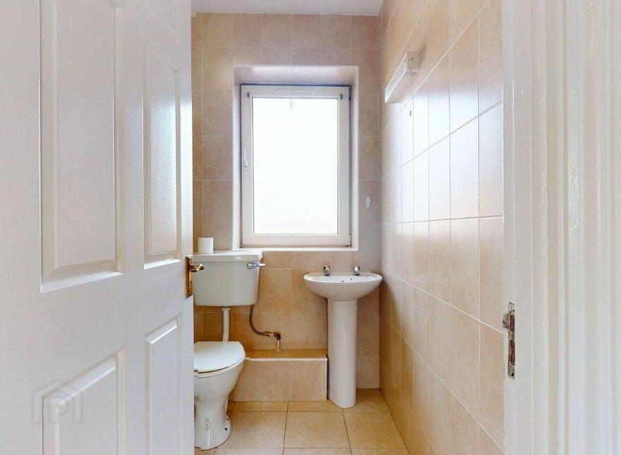 Apt 30, Radcliffe, Sutton, Sutton, D13KC59