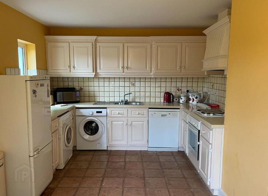 Ryehill, Monivea, H65W681