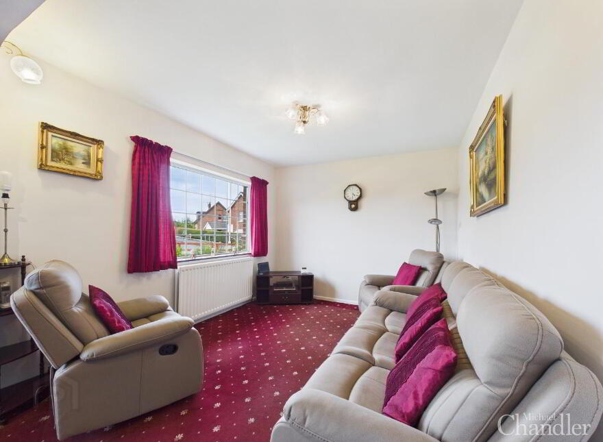 12 Lough Caragh Park, Carryduff, Belfast, BT8 8PW