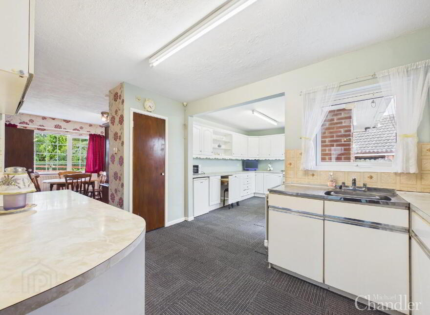 12 Lough Caragh Park, Carryduff, Belfast, BT8 8PW