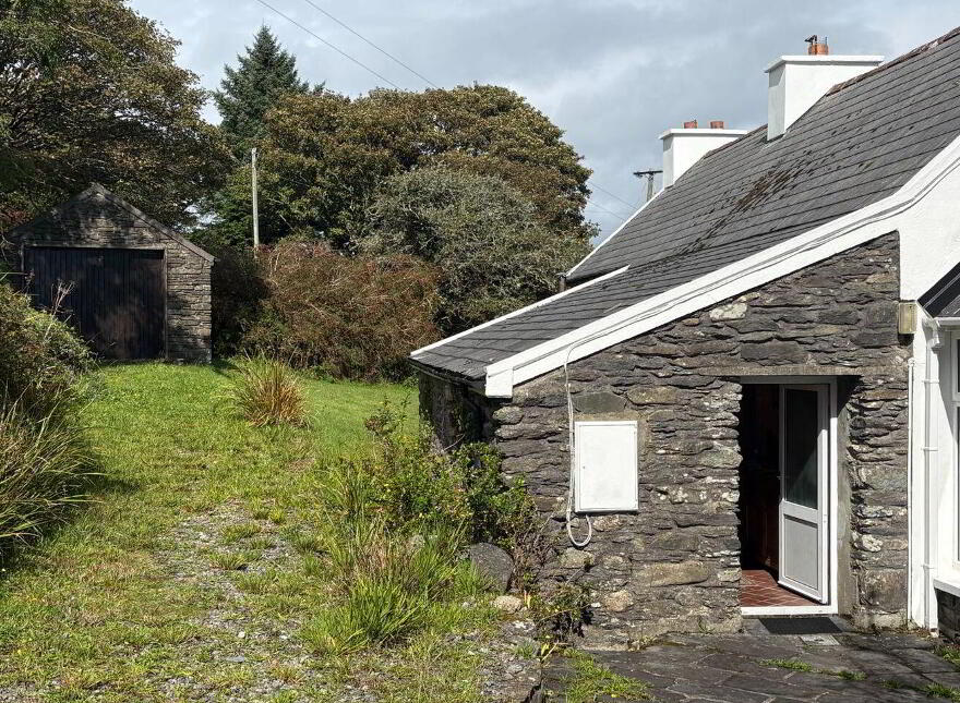 Killeen, Kilcrohane, P75NC43
