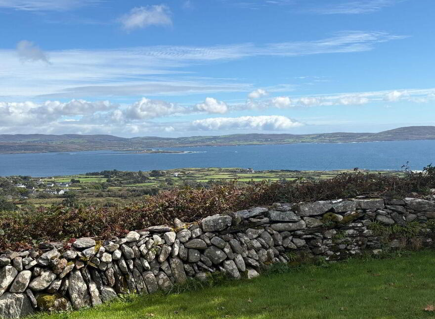 Killeen, Kilcrohane, P75NC43