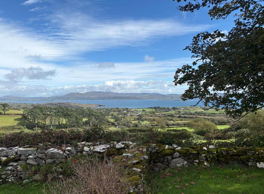 Killeen, Kilcrohane, P75NC43