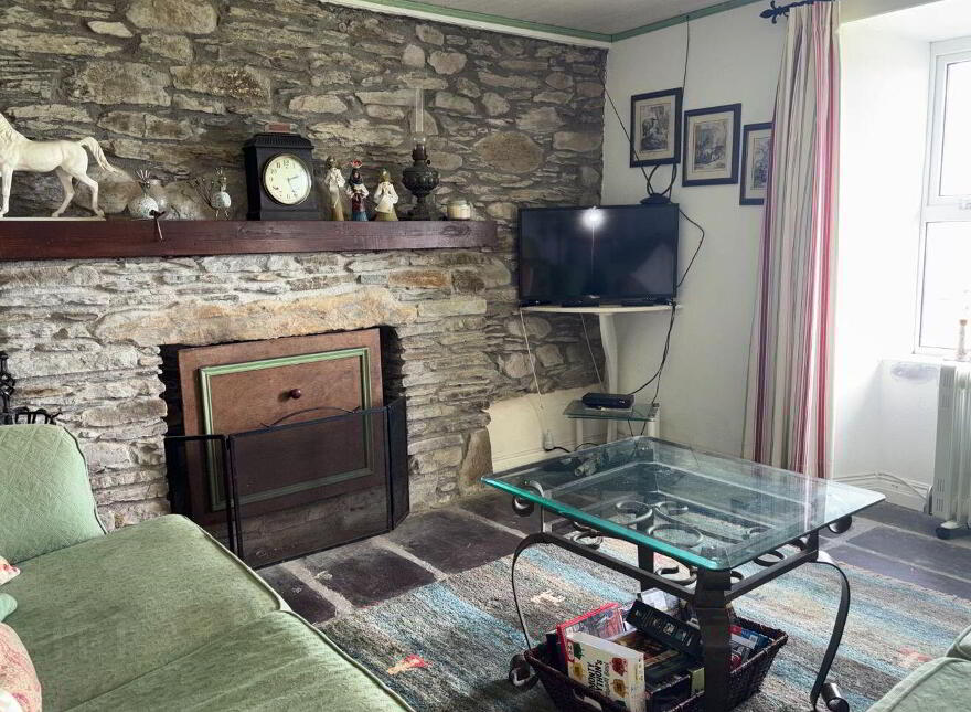 Killeen, Kilcrohane, P75NC43